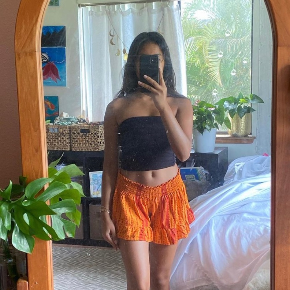 MANAOLA SHORTS